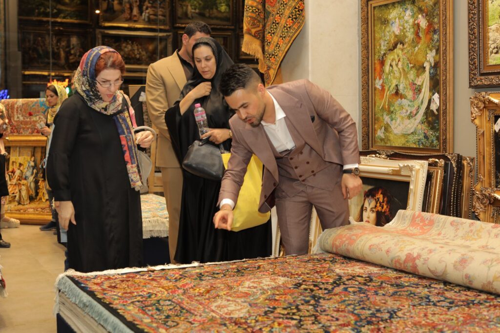 نمایشگاه فرش دستباف در اهواز(کیانپارس) فرش ایران iranrugs برند