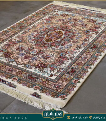 خرید قیمت خرید فرش دستباف ۱٫۵ متری طرح نوین فر کرمی و طلایی