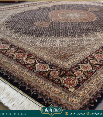 خرید قیمت خرید فرش دستباف ۳ متری طرح نقش ریزماهی عباللهی قهوه ای و مشکی